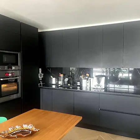 Apartment Beautiful 16 Quartier Passy Paris